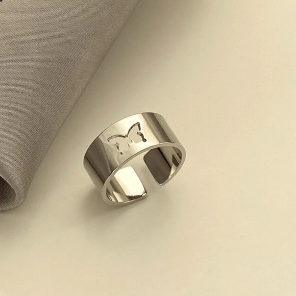 New Pair of rings Butterfly - Picture 4 of 4